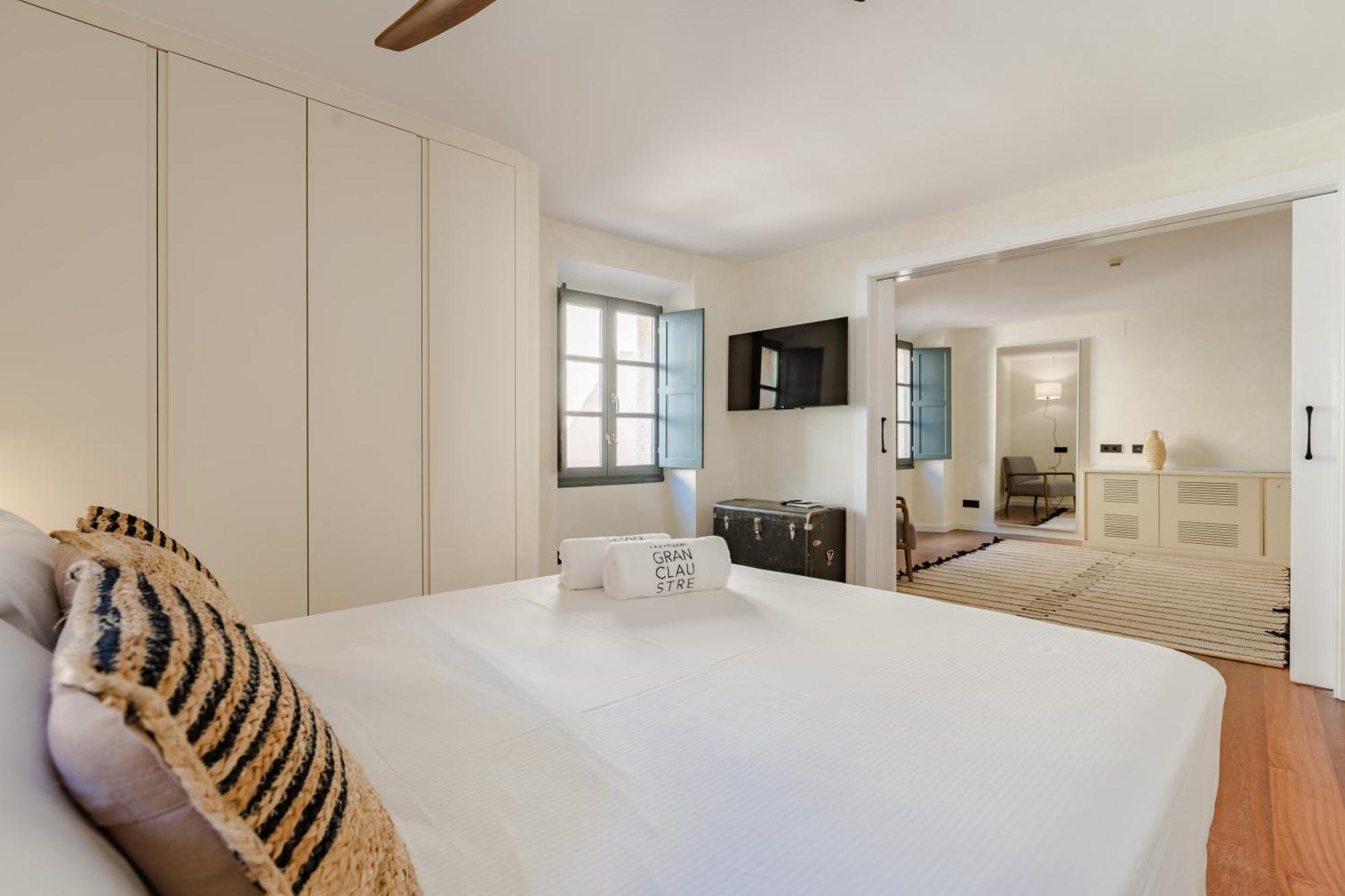 Suite Room